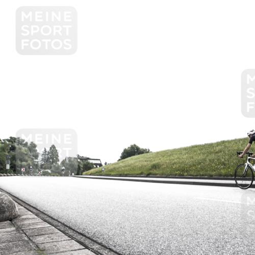 21.06.2026 - 29. Vierlanden-Triathlon H.Heesch http://msf.ph/oto/9904748 21.06.2026 10:58:14 Radfahren 171 meine-sportfotos.de