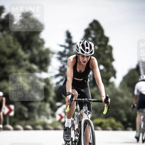 21.06.2026 - 29. Vierlanden-Triathlon H.Heesch http://msf.ph/oto/9904755 21.06.2026 11:36:59 Radfahren 832, 847, 865 meine-sportfotos.de