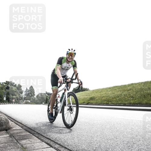21.06.2026 - 29. Vierlanden-Triathlon H.Heesch http://msf.ph/oto/9904757 21.06.2026 10:58:23 Radfahren 136, 163, 241, 543, 563, 606, 1355 meine-sportfotos.de