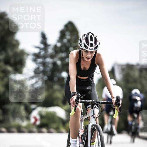 21.06.2026 - 29. Vierlanden-Triathlon H.Heesch http://msf.ph/oto/9904766 21.06.2026 11:37:00 Radfahren 100, 847, 865 meine-sportfotos.de