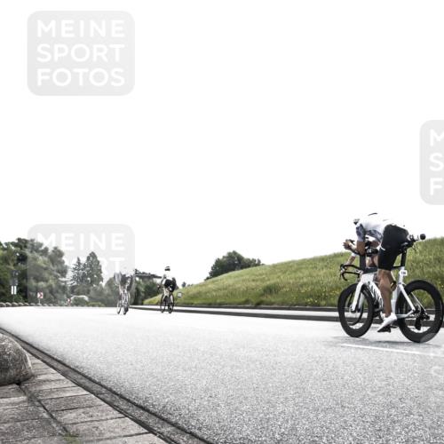 21.06.2026 - 29. Vierlanden-Triathlon H.Heesch http://msf.ph/oto/9904777 21.06.2026 10:58:31 Radfahren 238 meine-sportfotos.de