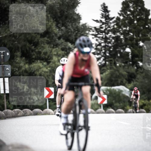 21.06.2026 - 29. Vierlanden-Triathlon H.Heesch http://msf.ph/oto/9904804 21.06.2026 10:21:19 Radfahren 229, 411, 609, 620 meine-sportfotos.de