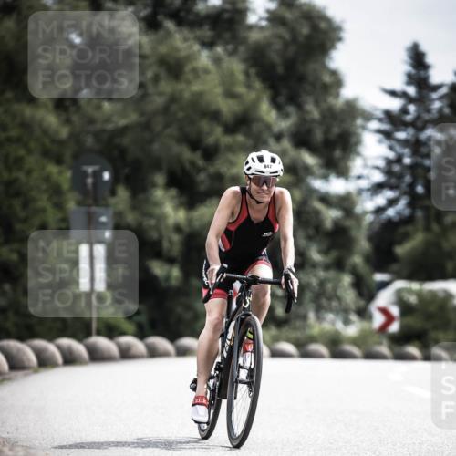 21.06.2026 - 29. Vierlanden-Triathlon H.Heesch http://msf.ph/oto/9904807 21.06.2026 11:37:02 Radfahren 100, 847, 865 meine-sportfotos.de