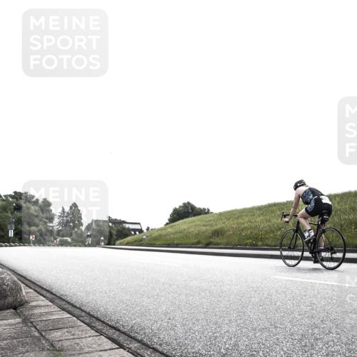 21.06.2026 - 29. Vierlanden-Triathlon H.Heesch http://msf.ph/oto/9904813 21.06.2026 10:59:21 Radfahren 608 meine-sportfotos.de