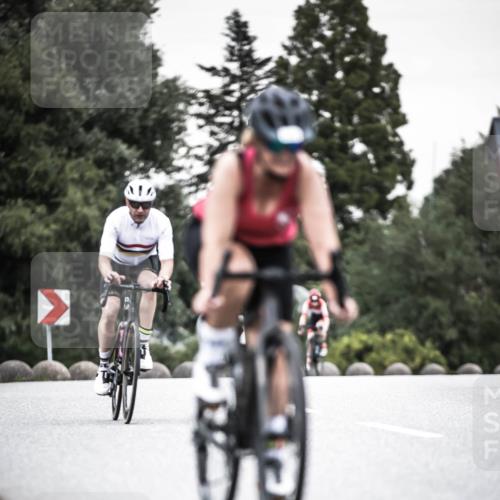 21.06.2026 - 29. Vierlanden-Triathlon H.Heesch http://msf.ph/oto/9904819 21.06.2026 10:21:20 Radfahren 411, 609, 620 meine-sportfotos.de