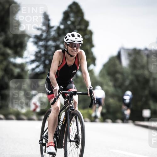 21.06.2026 - 29. Vierlanden-Triathlon H.Heesch http://msf.ph/oto/9904832 21.06.2026 11:37:03 Radfahren 48, 100, 847, 865 meine-sportfotos.de