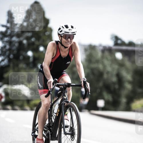 21.06.2026 - 29. Vierlanden-Triathlon H.Heesch http://msf.ph/oto/9904841 21.06.2026 11:37:03 Radfahren 48, 100, 847, 865 meine-sportfotos.de