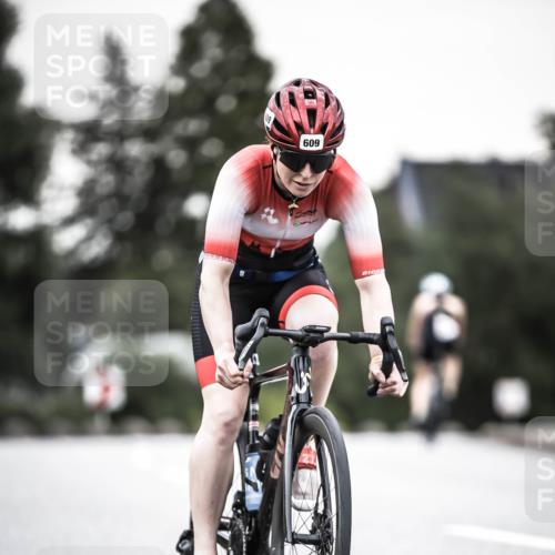 21.06.2026 - 29. Vierlanden-Triathlon H.Heesch http://msf.ph/oto/9904850 21.06.2026 10:21:26 Radfahren 192, 284, 609 meine-sportfotos.de