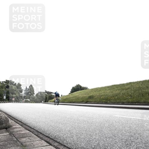 21.06.2026 - 29. Vierlanden-Triathlon H.Heesch http://msf.ph/oto/9904851 21.06.2026 10:59:59 Radfahren 113, 192, 207, 518 meine-sportfotos.de