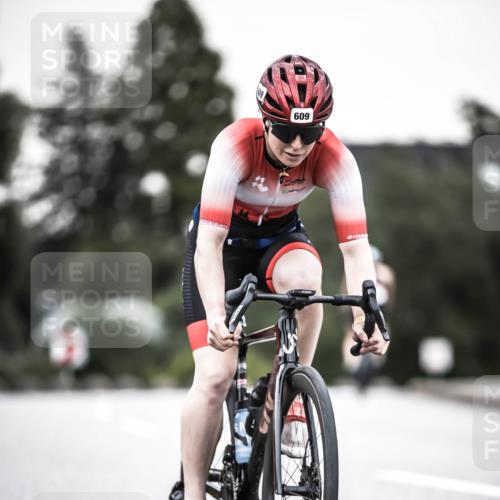 21.06.2026 - 29. Vierlanden-Triathlon H.Heesch http://msf.ph/oto/9904853 21.06.2026 10:21:26 Radfahren 192, 284, 609 meine-sportfotos.de