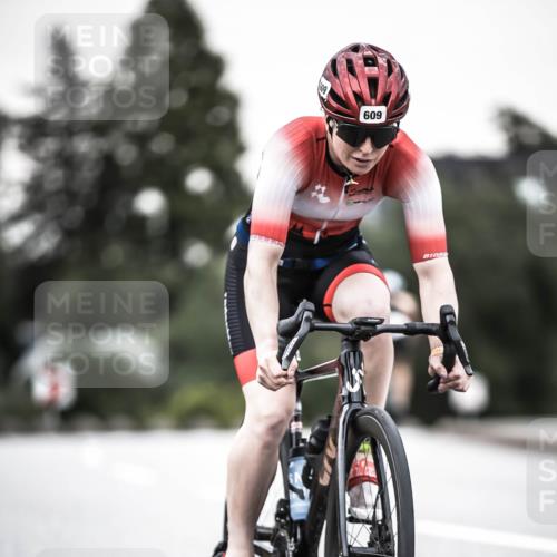 21.06.2026 - 29. Vierlanden-Triathlon H.Heesch http://msf.ph/oto/9904856 21.06.2026 10:21:26 Radfahren 192, 284, 609 meine-sportfotos.de