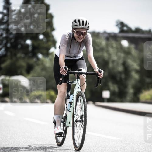 21.06.2026 - 29. Vierlanden-Triathlon H.Heesch http://msf.ph/oto/9904866 21.06.2026 11:37:14 Radfahren 48, 724, 834, 856, 861 meine-sportfotos.de