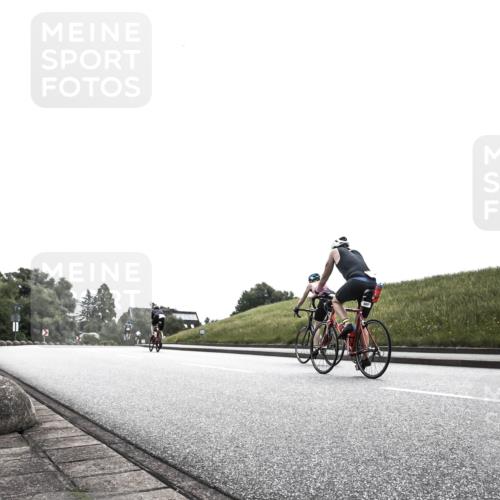 21.06.2026 - 29. Vierlanden-Triathlon H.Heesch http://msf.ph/oto/9904871 21.06.2026 11:00:07 Radfahren 304, 355, 492, 516, 522, 551, 568, 570, 572, 583 meine-sportfotos.de
