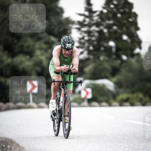 21.06.2026 - 29. Vierlanden-Triathlon H.Heesch http://msf.ph/oto/9904873 21.06.2026 10:21:38 Radfahren 14, 123, 205 meine-sportfotos.de