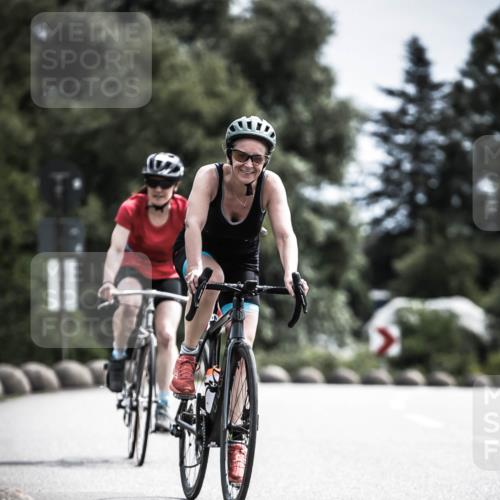 21.06.2026 - 29. Vierlanden-Triathlon H.Heesch http://msf.ph/oto/9904913 21.06.2026 11:37:17 Radfahren 834, 856, 861 meine-sportfotos.de