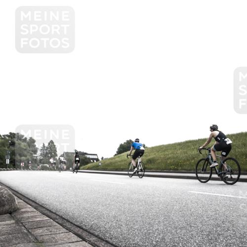 21.06.2026 - 29. Vierlanden-Triathlon H.Heesch http://msf.ph/oto/9904923 21.06.2026 11:00:15 Radfahren 296 meine-sportfotos.de