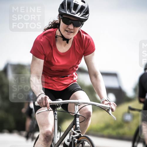 21.06.2026 - 29. Vierlanden-Triathlon H.Heesch http://msf.ph/oto/9904955 21.06.2026 11:37:18 Radfahren 834, 856, 861 meine-sportfotos.de
