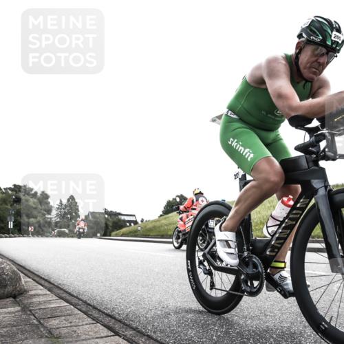 21.06.2026 - 29. Vierlanden-Triathlon H.Heesch http://msf.ph/oto/9904961 21.06.2026 11:00:39 Radfahren 205, 515, 621 meine-sportfotos.de