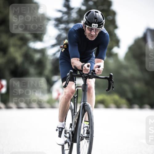 21.06.2026 - 29. Vierlanden-Triathlon H.Heesch http://msf.ph/oto/9904963 21.06.2026 11:39:05 Radfahren 816 meine-sportfotos.de