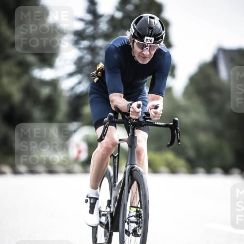 21.06.2026 - 29. Vierlanden-Triathlon H.Heesch http://msf.ph/oto/9904966 21.06.2026 11:39:05 Radfahren 816 meine-sportfotos.de