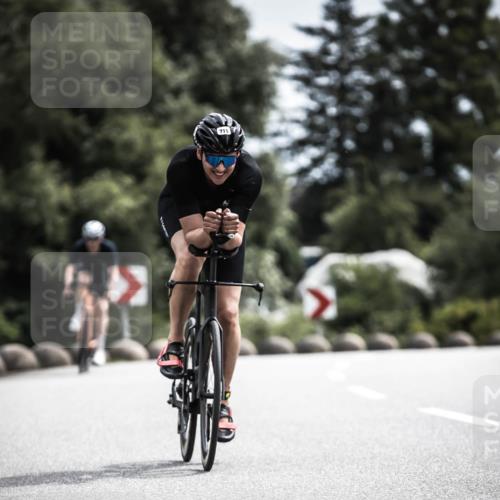 21.06.2026 - 29. Vierlanden-Triathlon H.Heesch http://msf.ph/oto/9904974 21.06.2026 11:37:40 Radfahren 105, 665, 719 meine-sportfotos.de