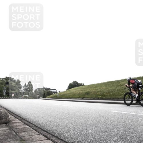 21.06.2026 - 29. Vierlanden-Triathlon H.Heesch http://msf.ph/oto/9904977 21.06.2026 11:01:02 Radfahren 538 meine-sportfotos.de
