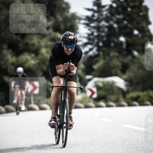 21.06.2026 - 29. Vierlanden-Triathlon H.Heesch http://msf.ph/oto/9904981 21.06.2026 11:37:40 Radfahren 105, 665, 719 meine-sportfotos.de