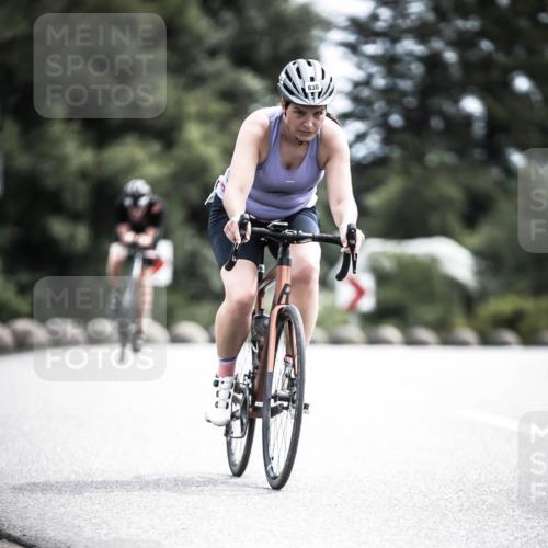 21.06.2026 - 29. Vierlanden-Triathlon H.Heesch http://msf.ph/oto/9904991 21.06.2026 11:39:54 Radfahren 647, 685, 721, 830 meine-sportfotos.de