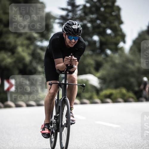 21.06.2026 - 29. Vierlanden-Triathlon H.Heesch http://msf.ph/oto/9904995 21.06.2026 11:37:40 Radfahren 105, 665, 719 meine-sportfotos.de