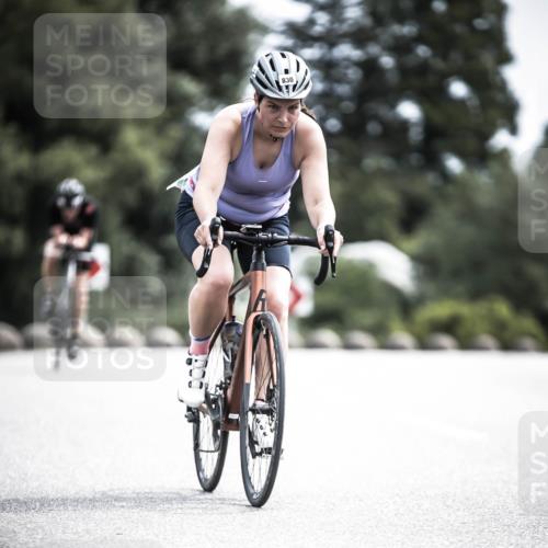 21.06.2026 - 29. Vierlanden-Triathlon H.Heesch http://msf.ph/oto/9904996 21.06.2026 11:39:54 Radfahren 647, 685, 721, 830 meine-sportfotos.de