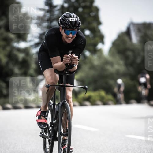 21.06.2026 - 29. Vierlanden-Triathlon H.Heesch http://msf.ph/oto/9905003 21.06.2026 11:37:41 Radfahren 105, 279, 665, 719 meine-sportfotos.de
