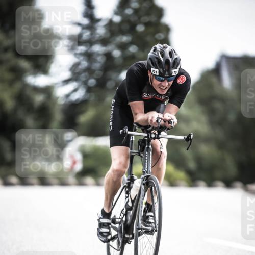 21.06.2026 - 29. Vierlanden-Triathlon H.Heesch http://msf.ph/oto/9905011 21.06.2026 11:39:57 Radfahren 641, 647, 685, 721, 739, 830 meine-sportfotos.de