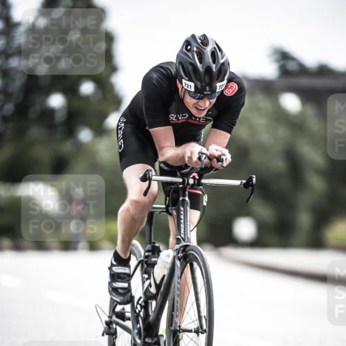 21.06.2026 - 29. Vierlanden-Triathlon H.Heesch http://msf.ph/oto/9905022 21.06.2026 11:39:57 Radfahren 641, 647, 685, 721, 739, 830 meine-sportfotos.de