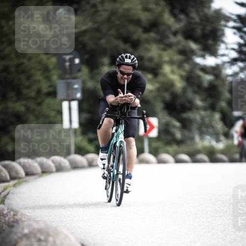 21.06.2026 - 29. Vierlanden-Triathlon H.Heesch http://msf.ph/oto/9905034 21.06.2026 11:40:02 Radfahren 641, 685, 739, 850 meine-sportfotos.de