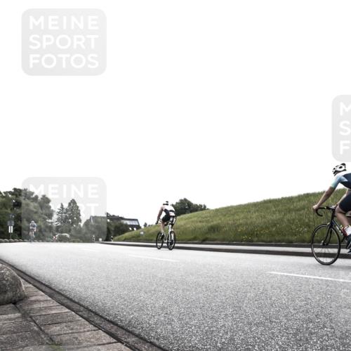 21.06.2026 - 29. Vierlanden-Triathlon H.Heesch http://msf.ph/oto/9905035 21.06.2026 11:01:57 Radfahren 18, 155, 200, 566 meine-sportfotos.de