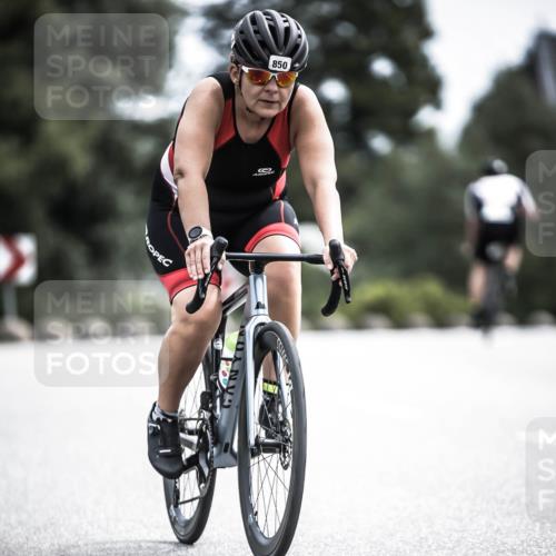21.06.2026 - 29. Vierlanden-Triathlon H.Heesch http://msf.ph/oto/9905058 21.06.2026 11:40:08 Radfahren 87, 688, 850 meine-sportfotos.de