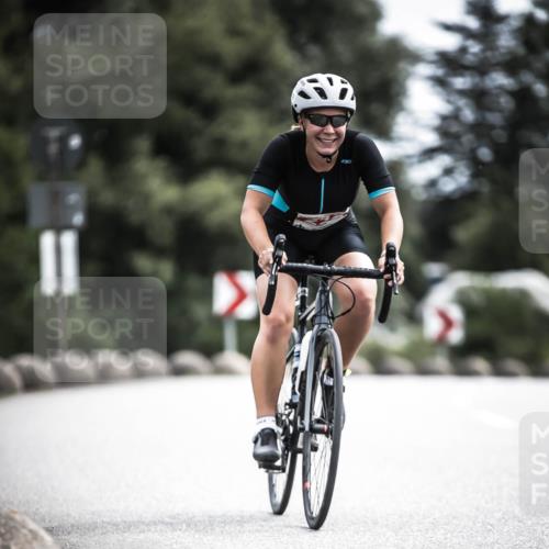 21.06.2026 - 29. Vierlanden-Triathlon H.Heesch http://msf.ph/oto/9905064 21.06.2026 11:40:17 Radfahren 232, 688 meine-sportfotos.de