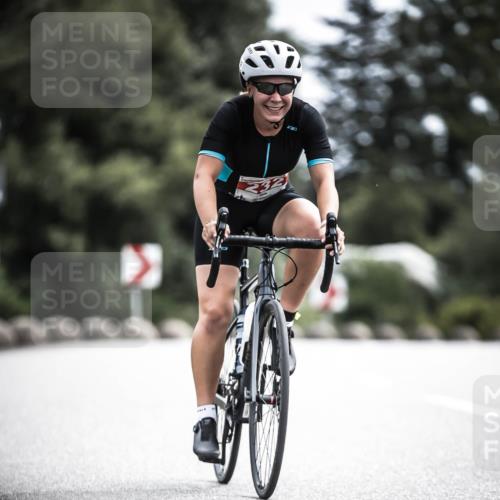 21.06.2026 - 29. Vierlanden-Triathlon H.Heesch http://msf.ph/oto/9905067 21.06.2026 11:40:18 Radfahren 232, 287, 688 meine-sportfotos.de