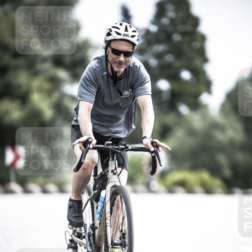 21.06.2026 - 29. Vierlanden-Triathlon H.Heesch http://msf.ph/oto/9905086 21.06.2026 11:37:49 Radfahren 279, 706, 787, 895 meine-sportfotos.de