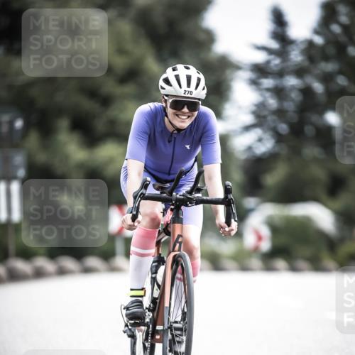 21.06.2026 - 29. Vierlanden-Triathlon H.Heesch http://msf.ph/oto/9905087 21.06.2026 11:41:00 Radfahren 71, 270, 668, 709, 853 meine-sportfotos.de