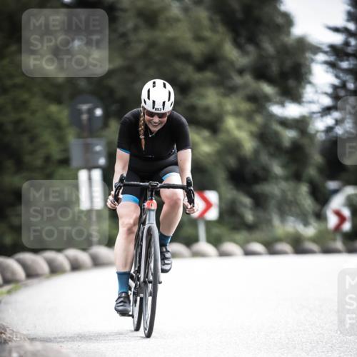 21.06.2026 - 29. Vierlanden-Triathlon H.Heesch http://msf.ph/oto/9905099 21.06.2026 11:41:07 Radfahren 853 meine-sportfotos.de
