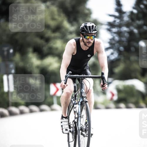 21.06.2026 - 29. Vierlanden-Triathlon H.Heesch http://msf.ph/oto/9905116 21.06.2026 11:37:55 Radfahren 637, 693, 706, 787 meine-sportfotos.de