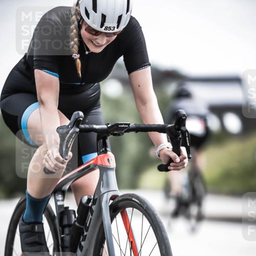 21.06.2026 - 29. Vierlanden-Triathlon H.Heesch http://msf.ph/oto/9905118 21.06.2026 11:41:08 Radfahren 853 meine-sportfotos.de