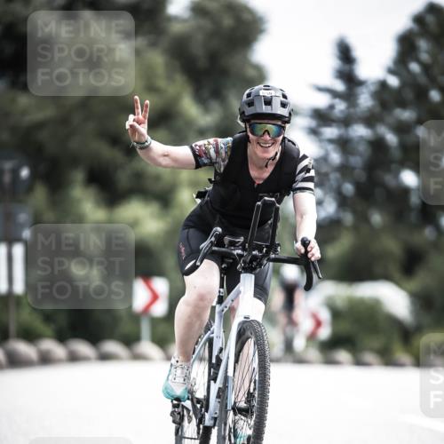 21.06.2026 - 29. Vierlanden-Triathlon H.Heesch http://msf.ph/oto/9905129 21.06.2026 11:41:28 Radfahren 137, 236, 299, 643, 649, 652, 659, 744, 855 meine-sportfotos.de