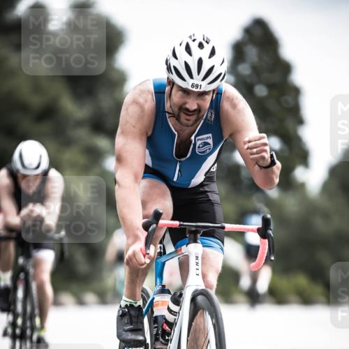21.06.2026 - 29. Vierlanden-Triathlon H.Heesch http://msf.ph/oto/9905171 21.06.2026 11:41:44 Radfahren 634, 682, 691, 726 meine-sportfotos.de