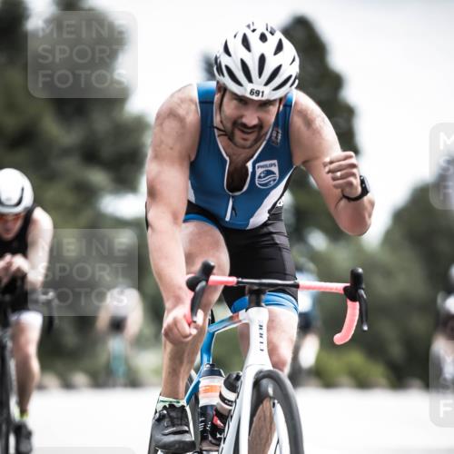 21.06.2026 - 29. Vierlanden-Triathlon H.Heesch http://msf.ph/oto/9905176 21.06.2026 11:41:44 Radfahren 634, 682, 691, 726 meine-sportfotos.de