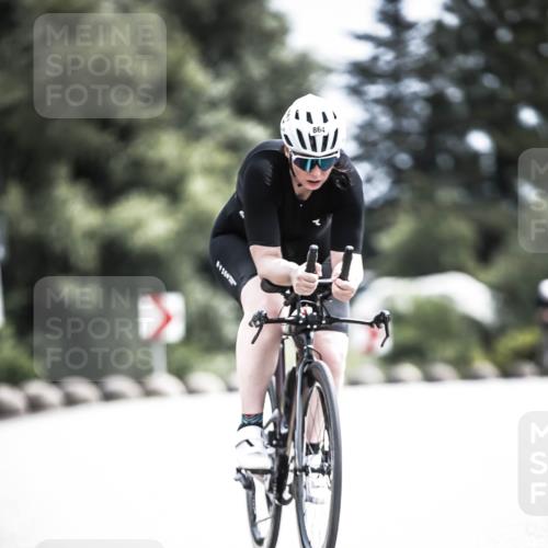 21.06.2026 - 29. Vierlanden-Triathlon H.Heesch http://msf.ph/oto/9905183 21.06.2026 11:38:05 Radfahren 637, 640, 666, 693, 814, 864 meine-sportfotos.de