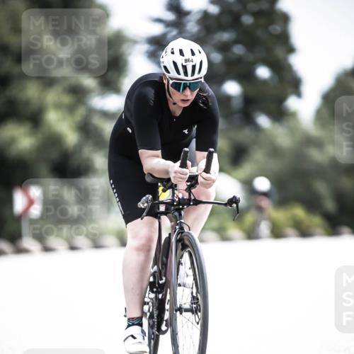 21.06.2026 - 29. Vierlanden-Triathlon H.Heesch http://msf.ph/oto/9905190 21.06.2026 11:38:05 Radfahren 637, 640, 666, 693, 814, 864 meine-sportfotos.de