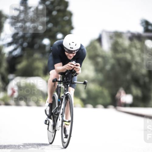 21.06.2026 - 29. Vierlanden-Triathlon H.Heesch http://msf.ph/oto/9905209 21.06.2026 11:38:11 Radfahren 230, 640, 666, 814 meine-sportfotos.de
