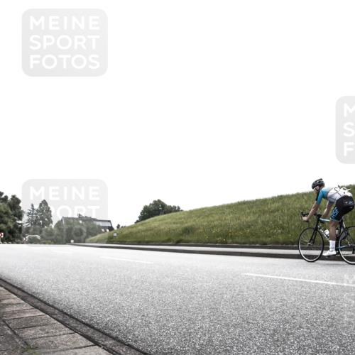 21.06.2026 - 29. Vierlanden-Triathlon H.Heesch http://msf.ph/oto/9905218 21.06.2026 11:03:58 Radfahren 33, 175 meine-sportfotos.de